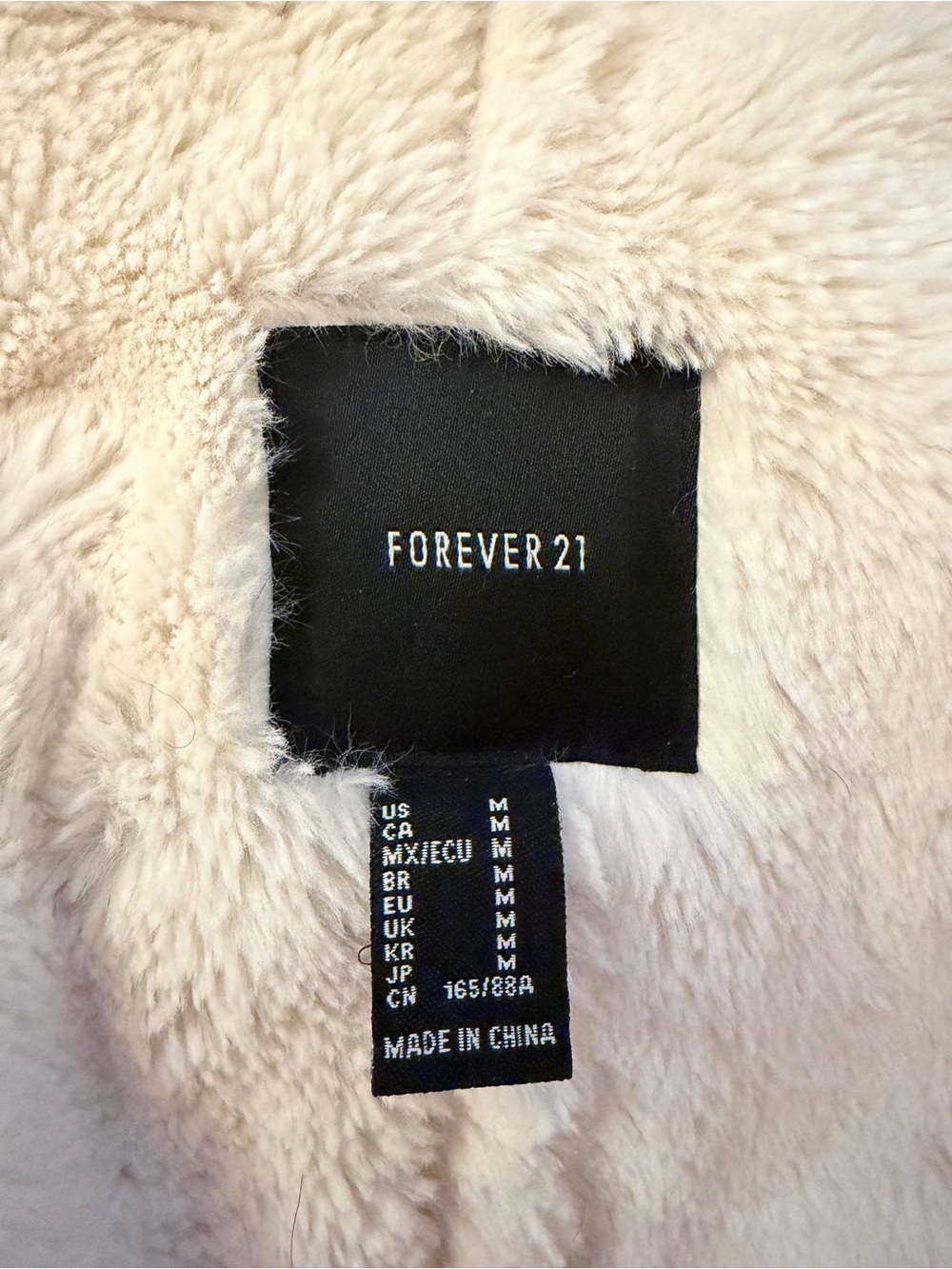Forever 21 Plush Faux Fur Jacket in Cream & Black Label - Picture 3 of 3